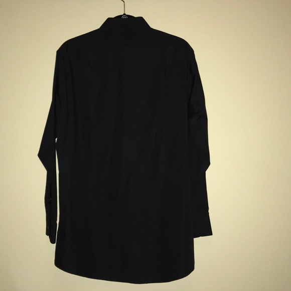 Van Heusen Poplin Regular Fit Men’s Dress Shirt - Picture 2 of 3